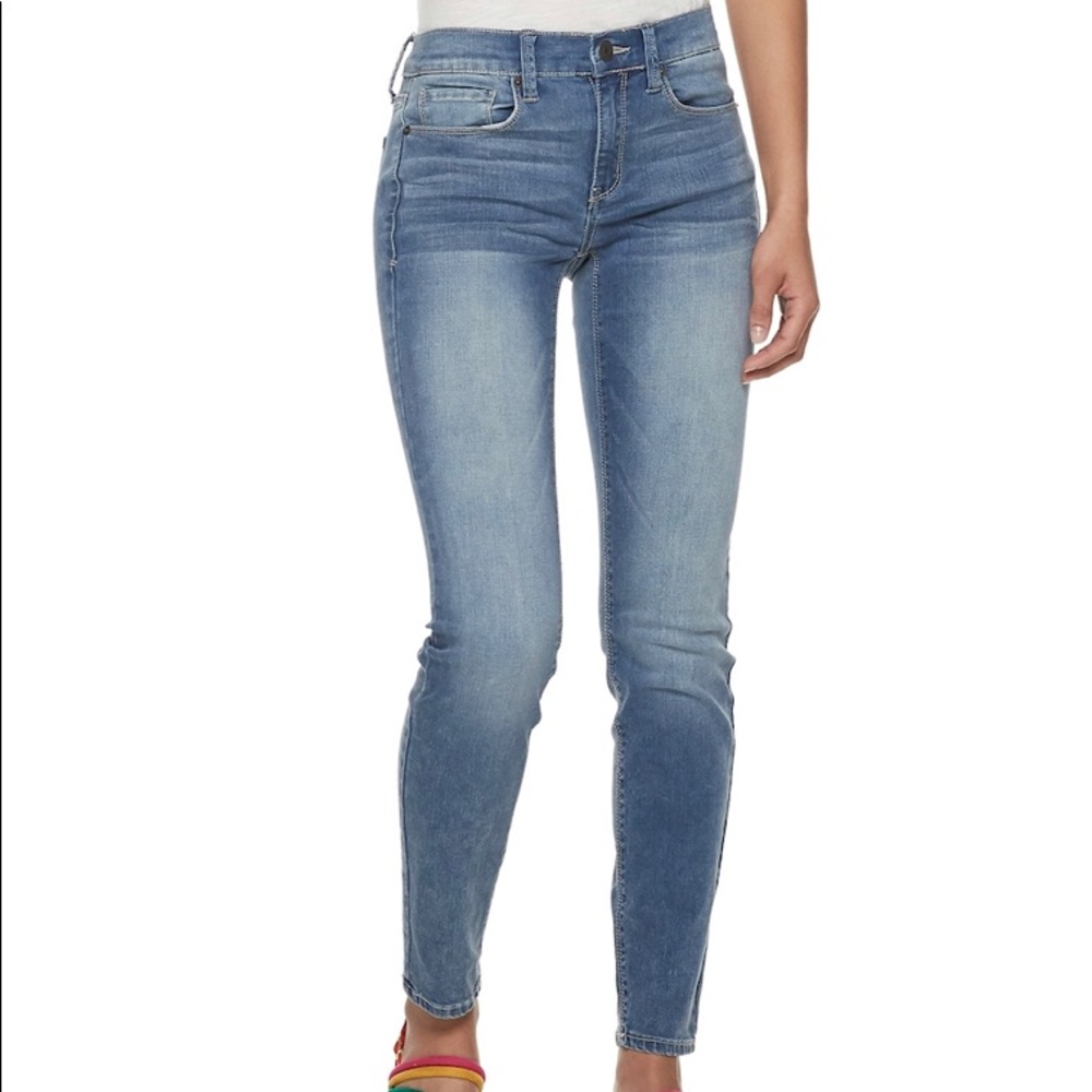 Light wash jeans